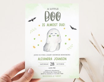 編集可能なグリーンの「A Little Boo」ベビーシャワー招待状、ゴーストハロウィンベビーシャワー招待状、性別を問わないハロウィンベビーシャワー招待状、0491