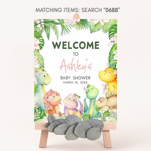 Bearbeitbares Baby-Dinosaurier-Babyparty-Willkommensschild, Blumen-Dino-Babyparty-Willkommensplakat, Greenery-Dinosaurier-Mädchen-Babyparty-Zeichen, 0688 Bild 3