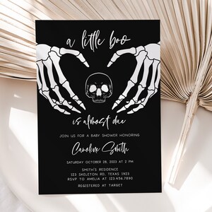 Bearbeitbares Halloween-Babyparty-Einladungspaket, schwarzes Gothic-Babyparty-Einladungsset, eine kleine Boo-Schädel-Babyparty-Einladungsvorlage 0430 Bild 3