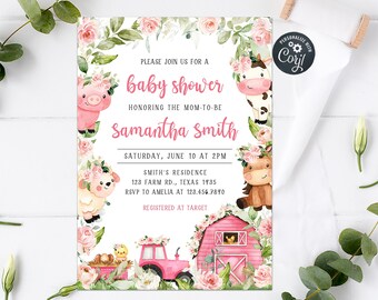 Op de afbeelding: Een roze en witte babyborrel uitnodiging met een aquarel illustratie van boerderijdieren, bloemen en een rode schuur. De tekst luidt: "Kom gezellig langs voor een babyborrel ter ere van de aanstaande moeder Samantha Smith. Zaterdag 10 juni om 14:00 uur. Smith's Residence 123 Farm Rd., Texas 1935. RSVP naar Amelia op 123.456.7890. Geregistreerd bij Target."