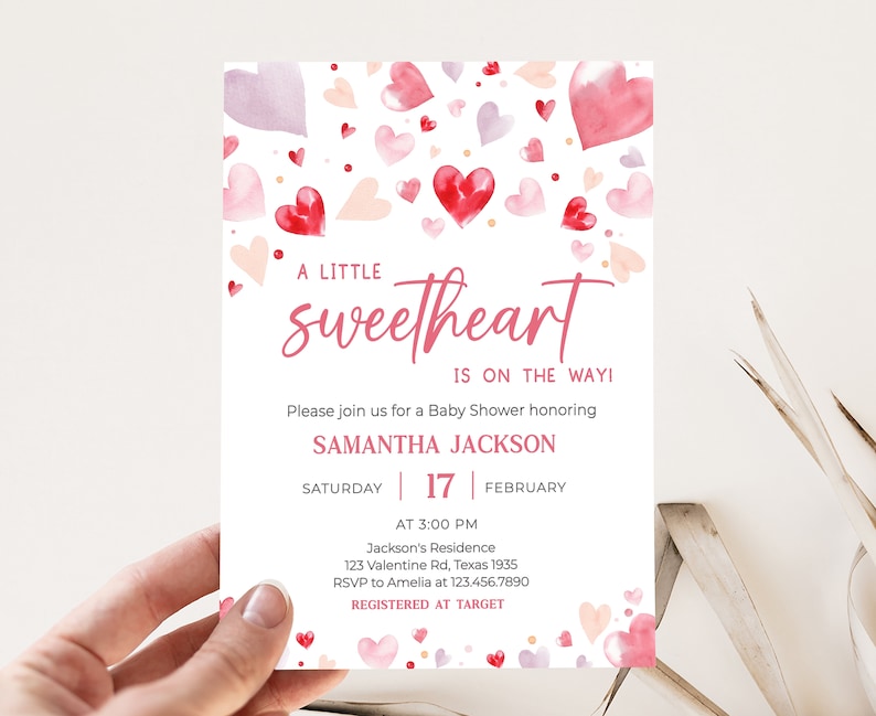 Invitación editable para baby shower de un pequeño corazón, invitación para baby shower de San Valentín con corazón rojo rosa, plantilla de invitación para baby shower para niña, 0587 imagen 1