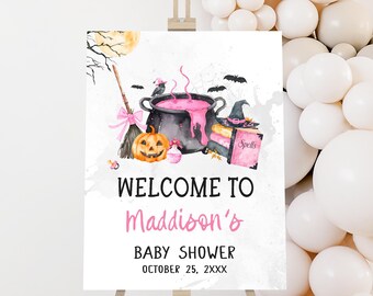 Edytowalny różowy znak powitalny na baby shower z napisem „A Baby is Brewing”, plakat powitalny z motywem strasznej czarownicy na baby shower, halloweenowy baby shower dla dziewczynek, 01148