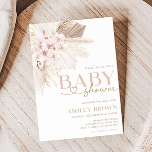 Invitación editable de baby shower boho rosa, invitación de baby shower de hierba de pampas para niña, plantilla de invitación de baby shower floral boho rústico, 0600 imagen 1