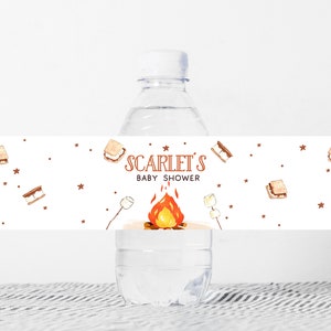 Etiqueta editável de garrafa de chá de bebê S'more, etiqueta de água de chá de bebê fogueira de outono, modelo de adesivos de garrafa de acampamento rústico outono Smores 0354