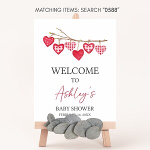 Edytowalny znak powitalny na baby shower walentynkowy, plakat powitalny na baby shower A Little Sweetheart, różowy czerwony napis powitalny na baby shower, 0588 zdjęcie 3