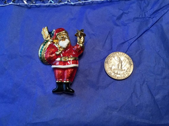 Vintage Christmas Brooch  - Enameled Santa - image 6