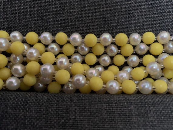 Pearl and Lemon beaded necklace - single strand 5… - image 2