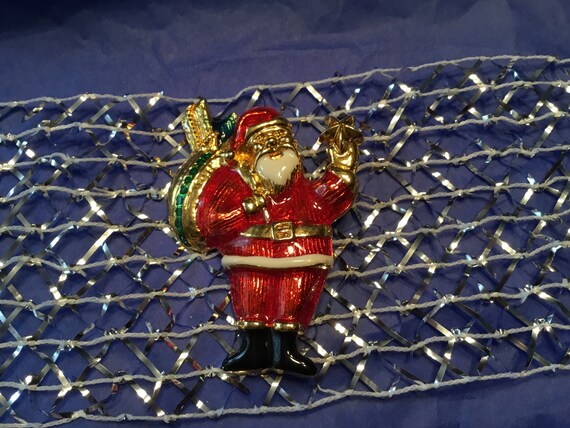 Vintage Christmas Brooch  - Enameled Santa - image 5