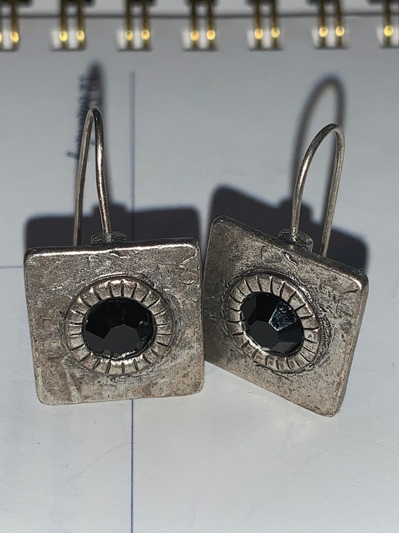 Square hammered silver antiqued dangle earrings w… - image 2