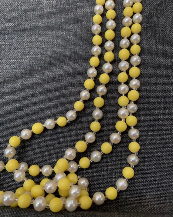 Pearl and Lemon beaded necklace - single strand 5… - image 3