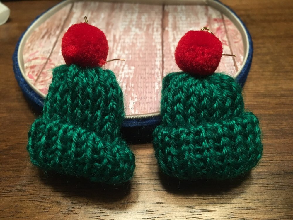 Winter hat toboggan hat Knitted hat with pom pom earrings Etsy