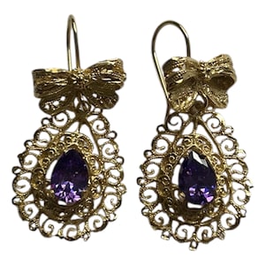 Aretes de filigrana dorada con cristales morados / Filigrana Pendientes / Joyería mexicana artesanal