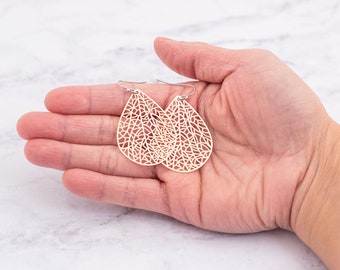 Pendientes de filigrana de oro rosa, pendientes de lágrima, pendientes colgantes para mujer, pendientes bohemios, pendientes cortados con láser, regalo de San Valentín.