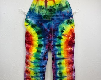 Tie dye men’s 38WX30L overalls, utility painters, adj elastic straps, 13 pockets + hammer loop, 100% cotton, 13 pockets measurements in item