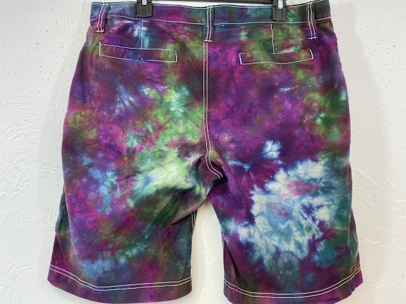 Tie Dye 36 Inch Waist Mens Shorts 4 