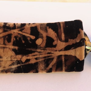 Unique Handpainted  gorgeous velvet eyeglass case with flex frame opening. Comes in 3 colours.
