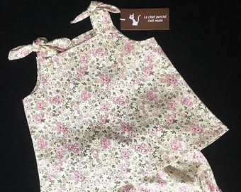 Ensemble coordonné robe nouée aux épaules et panty élastiqué à la taille, coton imprimé fleurs roses sur fond écru, taille 3,6,9 mois