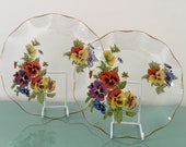 Collectible Chance Glass Fiestaware Viola 1976 round plate violas pansies pansy red purple yellow blue floral Spring dish fluted edge retro
