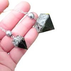 Double divination pendulum, orgonite pendulum, tourmaline pendulum, dowsing pendulum, stone pendulum