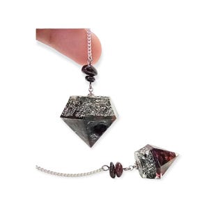 Double divination pendulum, orgonite pendulum, garnet pendulum, dowsing pendulum, garnet stone pendulum