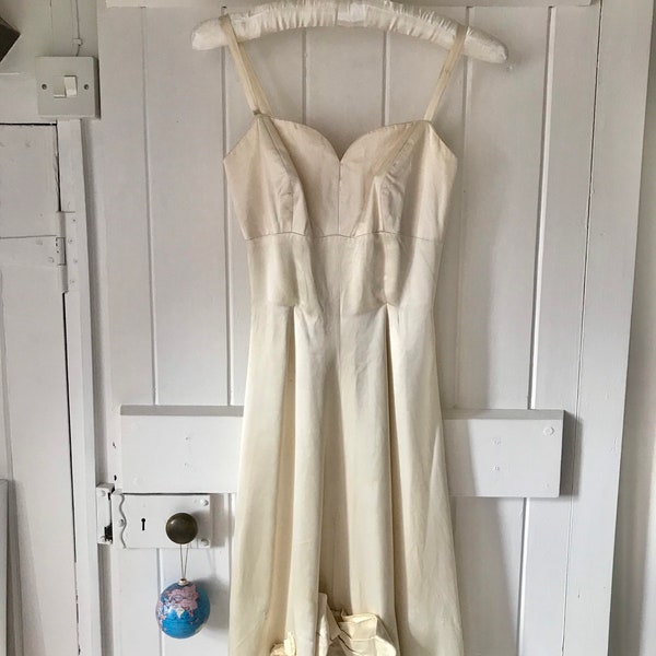 1950s Wedding Dress - Etsy UK