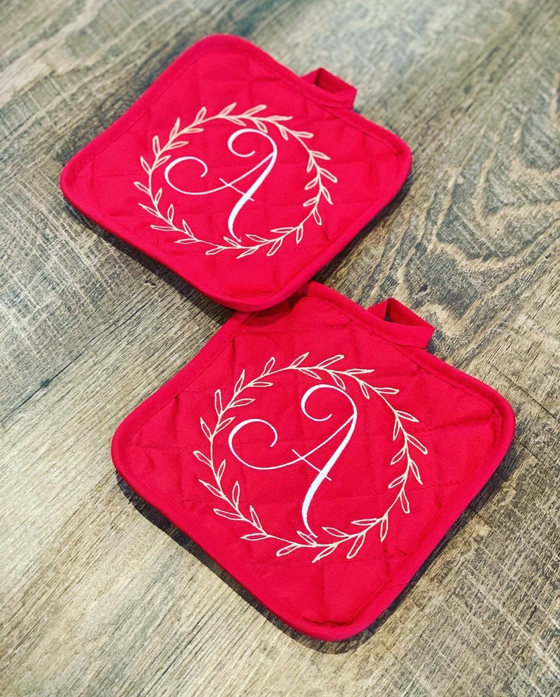 Personalized Embroidered Potholders Farmhouse Kitchen Decor Etsy