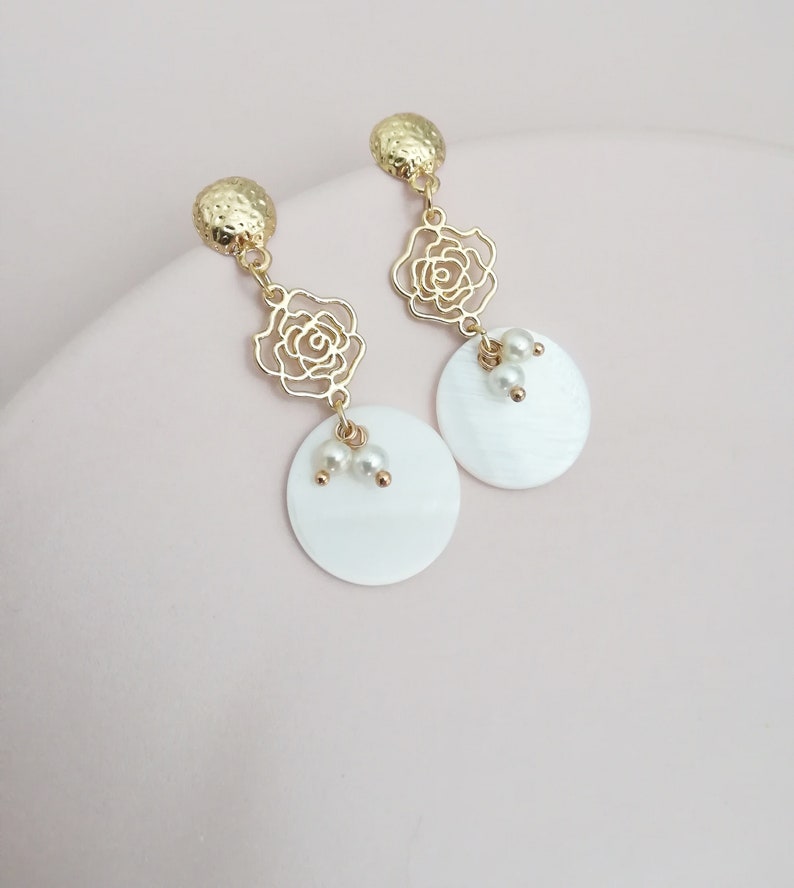 flower earrings Long earrings gold earrings mother-of-pearl earrings