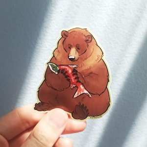 Pegatina de vinilo de vida silvestre de oso pardo con salmón