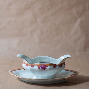 Sauce boat Limoges, vintage, porcelain, made in France, table decor, home, Gravy Boat/Sauce, Art Deco Robert Haviland Letanneur
