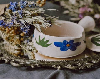 Vintage covered pan, Poterie du Marais – Made in France – floral decoration