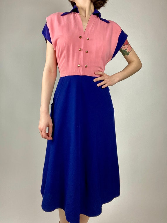 1940s Pink and Navy Blue Colour Block Dress | 29"… - image 3