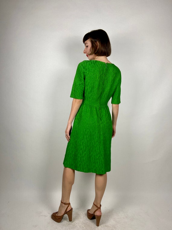 Vintage Early 1960s Kelly Green Evening Dress | B… - image 6