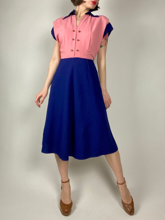 1940s Pink and Navy Blue Colour Block Dress | 29"… - image 2