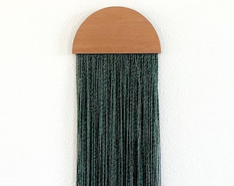 HECHO A PEDIDO/casita, colgante de pared boho, arte de fibra, mediados de siglo, tapiz moderno, arte de pared, decoración del hogar, colgante de pared de hilo, macramé, panel de media luna