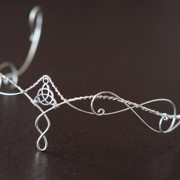 Celtic handmade tiara, silver color, perfect for symbolic weddings or elven-themed cosplay, unique piece