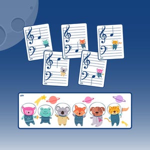 以下が含まれることがあります： 音楽の音符と宇宙飛行士の動物が描かれた気まぐれなイラスト。画像には、宇宙服を着たさまざまな動物のキャラクターと、宇宙飛行士の動物が描かれた音符が描かれた長方形のバナーが含まれています。背景は月の青いグラデーションです。