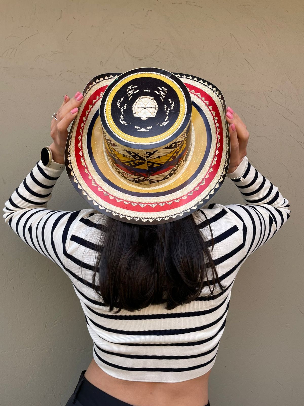 6 Pack Tri-color Vueltiao Colombian Hat made of Cardboard for Parties- Sombrero Vueltiao de Carton para Fiestas/Cotillon/Hora Loca