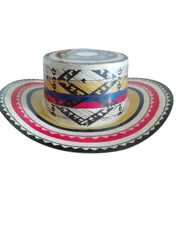 50 Pack Tri-color Vueltiao Colombian Hat Made of Cardboard for Parties  Sombrero Vueltiao De Carton Para Fiestas/cotillon/hora Loca 