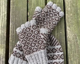 Twillish Fingerless Glove knitting pattern PDF download, Women's & Men's sizes, great for Handspun yarn, fully test knit