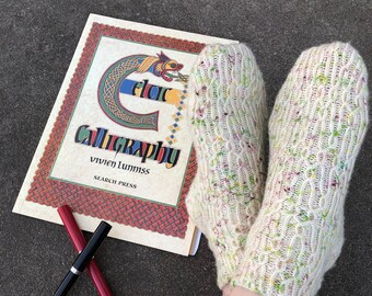 Calligrapher's Socks knitting pattern PDF download