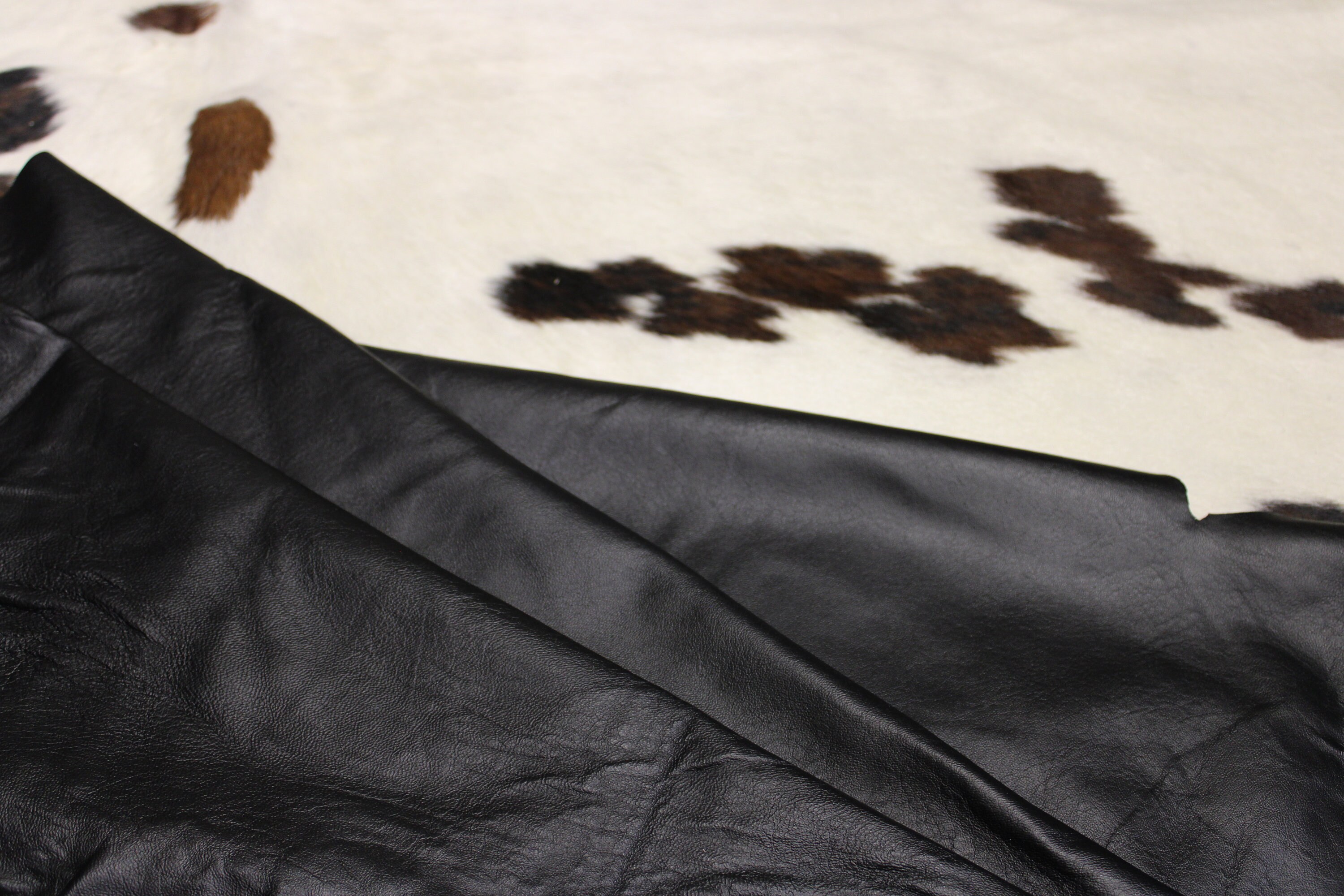 Bomber In Pelle Di Agnello Plongé Lucida | Saint Laurent - Foto 3