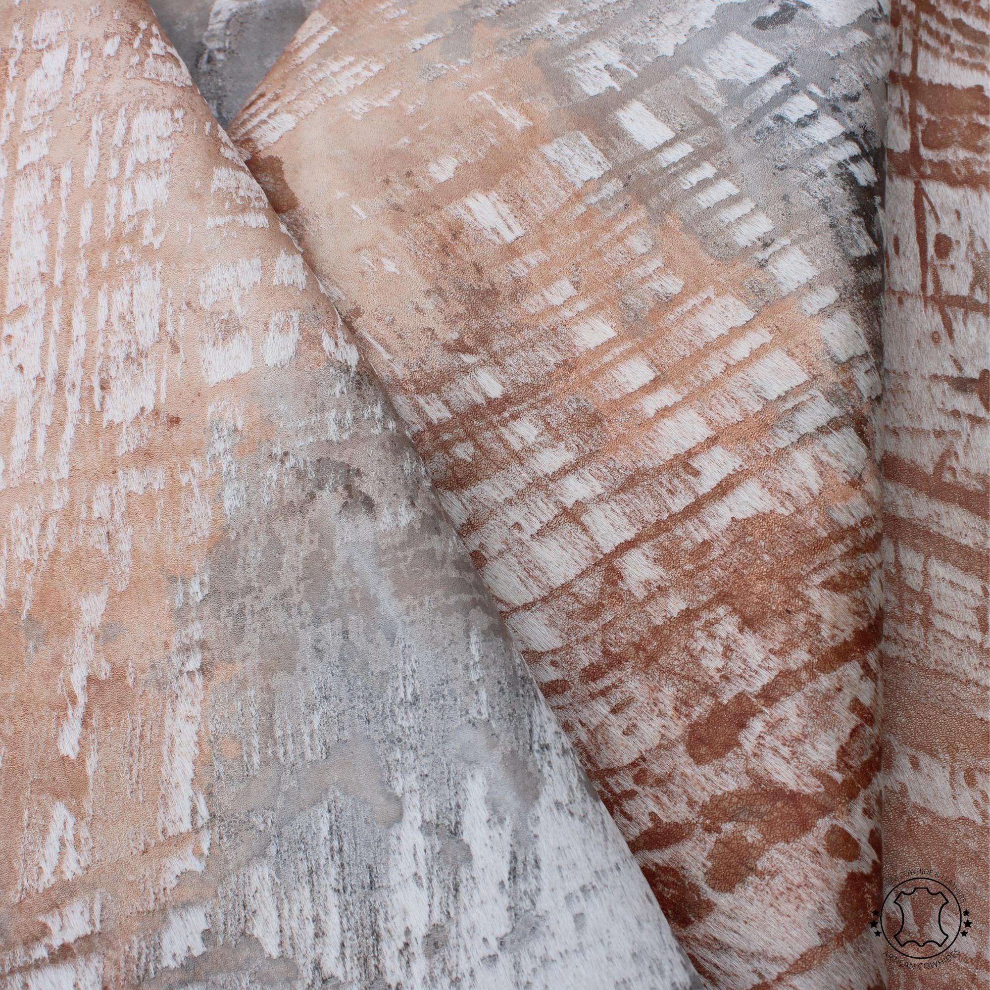 高級牛革ラグ、酸洗いグリーン、ベージュ牛革 - (95x88インチ) - 装飾