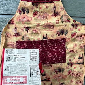 Vintage Accordion Style Recipe Organizer Retro Design, & Full Size Apron Gold W/Wine Themed Print, Maroon and Green Grapes, Winery Names