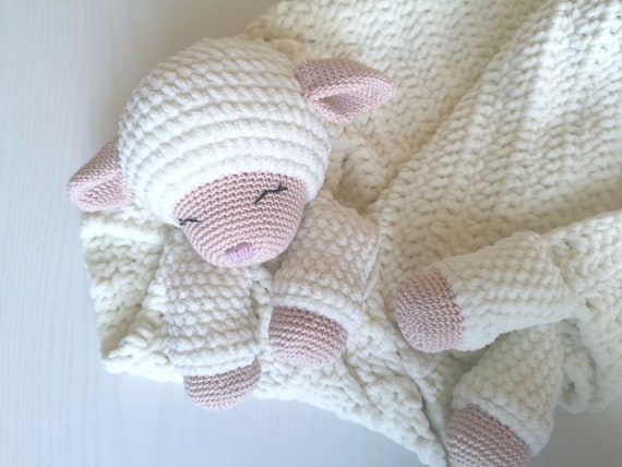 Lamb baby blanket crochet pattern hotsell