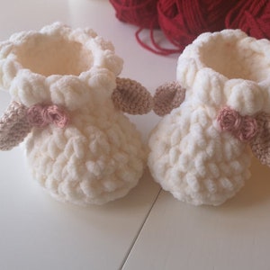 CROCHET PATTERN baby boots, baby shoes, lamb slippers, baby lamb slippers, swecraftcorner