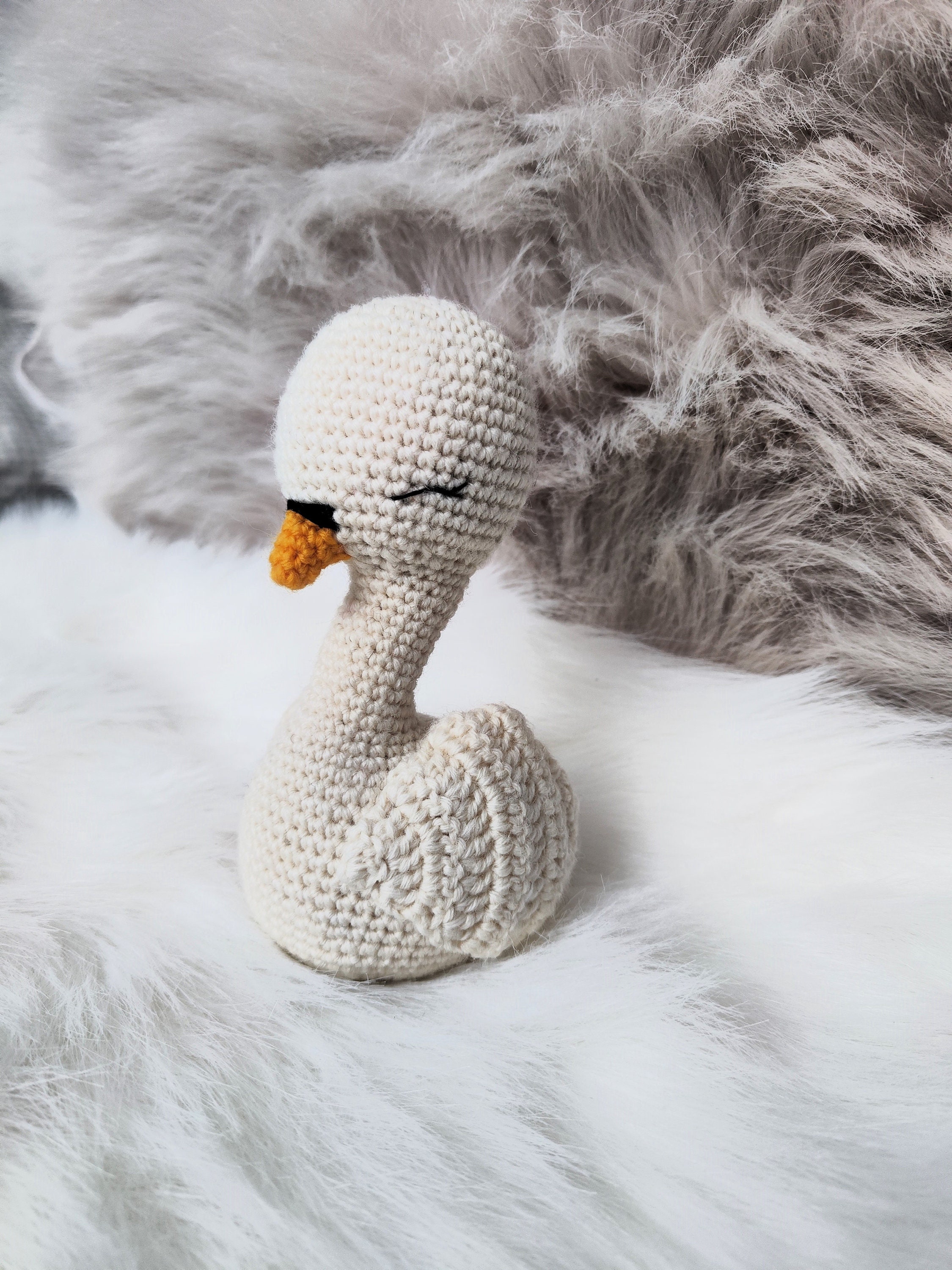 白鳥のお姫様　あみぐるみ あみぐるみ白鳥のかぎ針編みパターン PDF - Etsy 日本