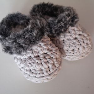 CROCHET PATTERN kids slippers, t-shirt yarn slippers, house slippers, t-shirt yarn pattern, crochet slippers, pdf, us terms