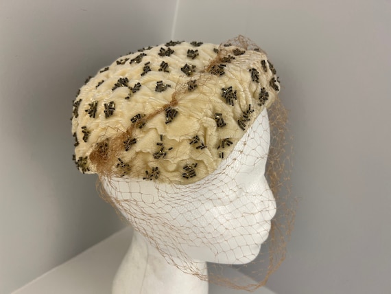 White Velvet Crescent Hat With Intricate Beading and Veil  display picture 3