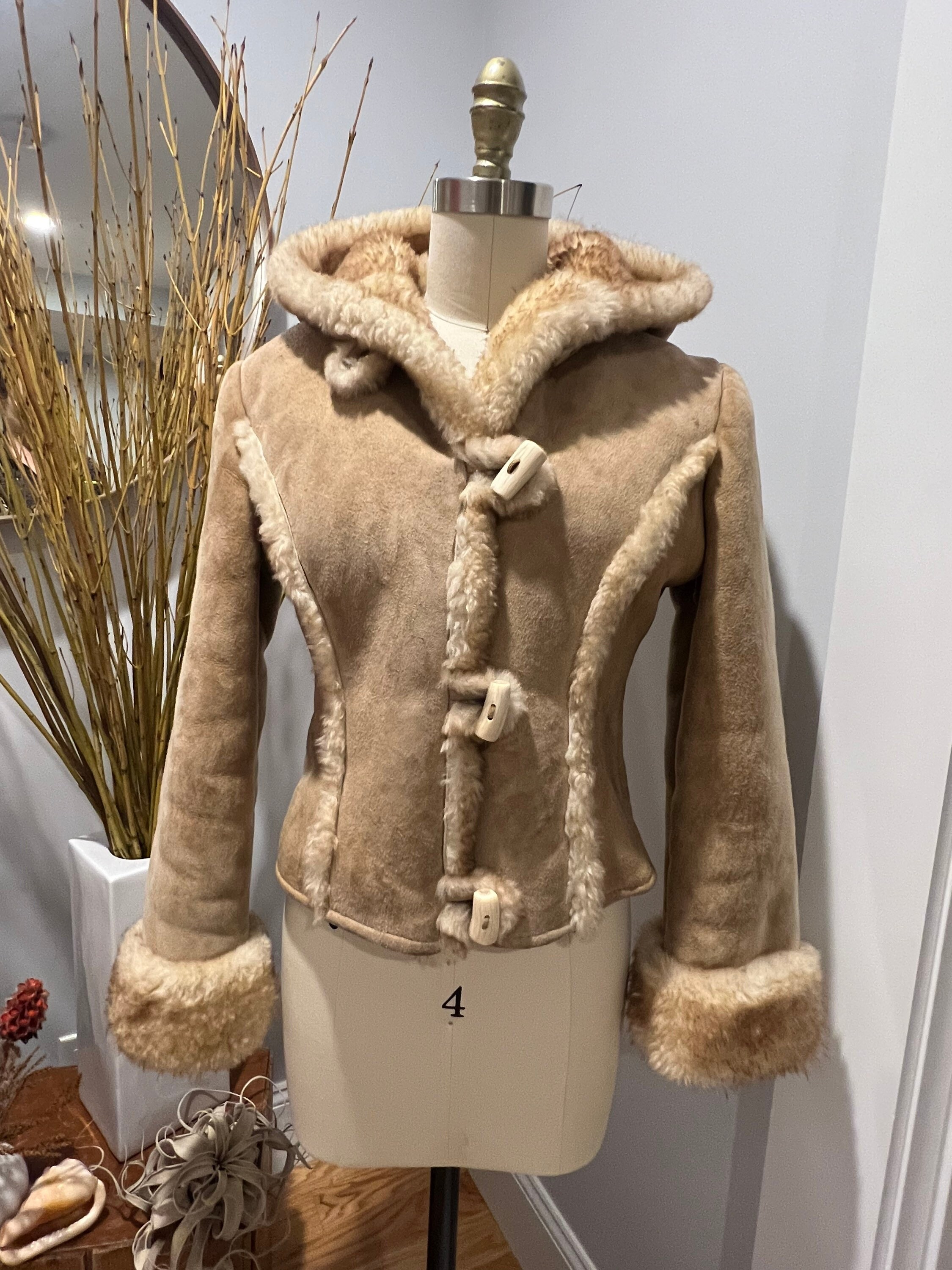 Women's Hooded Shearling Coat in 100% Genuine Leather, Vintage Winter ...
