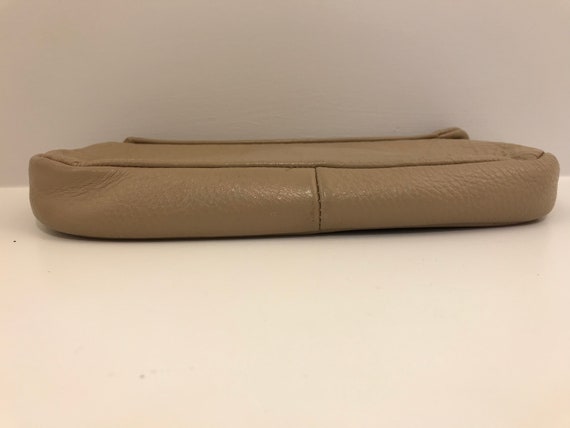 Savanna Pebble Clutch - Natural main image 0